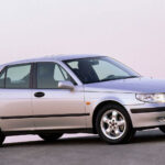 Saab 9-5 ritades av norrmannen Einar J. Hareide, Saabs dåvarande designchef som innan sin tid på tillverkaren hade jobbat på Mercedes-Benz. Förutom 9-5 ritade han även Saab 900 (1994).