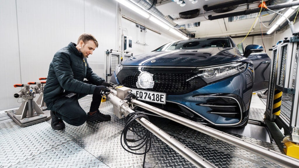 Mercedes EQS testas av ADAC.