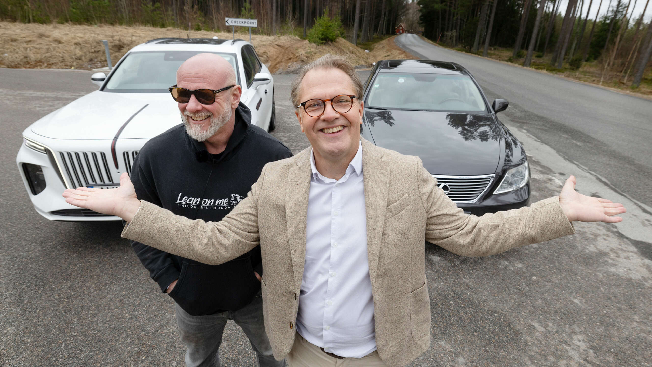 Förnuft & Känsla V8 mot el
