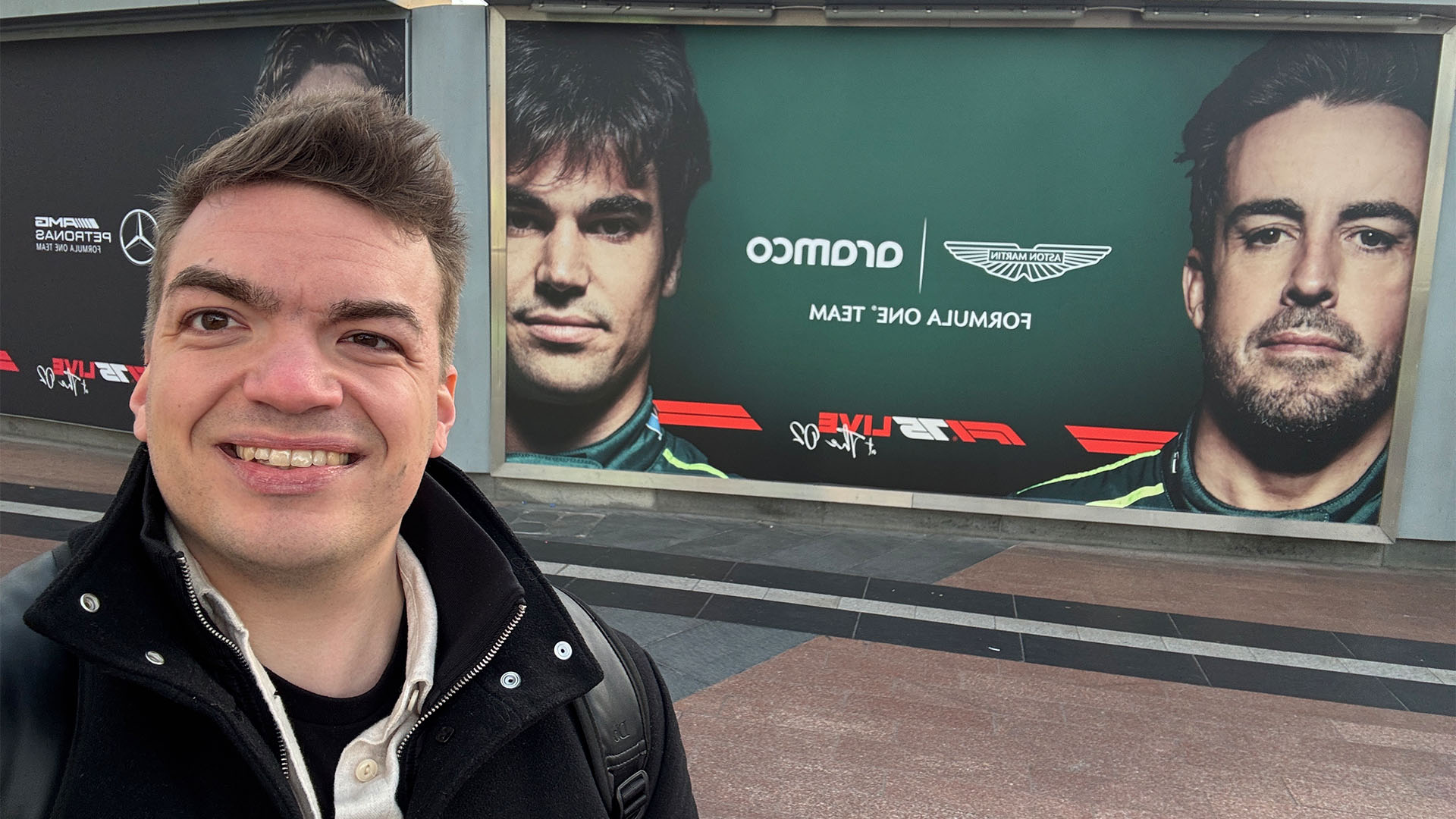 Christoffer Lindén på F1 75 Live.