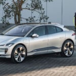 Jaguar I-Pace står och laddar.