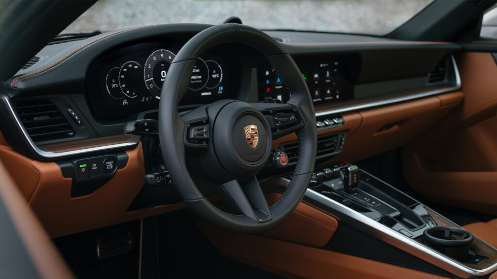 Interiören hos nya Porsche 911 Carrera S. 