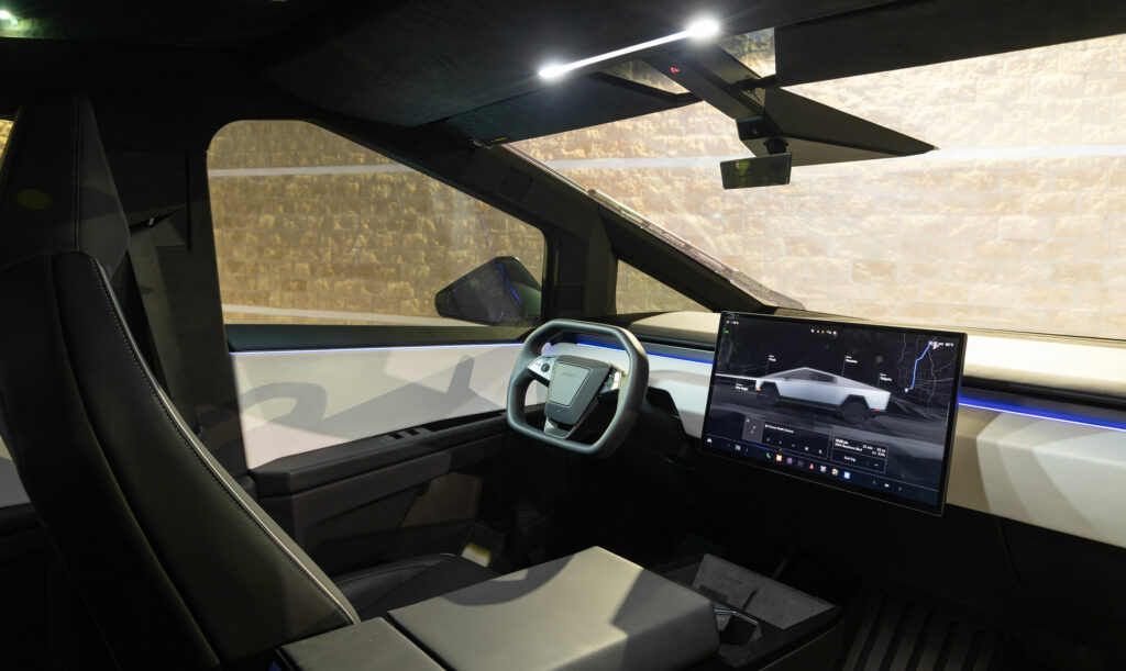 Tesla Cybertruck cockpit