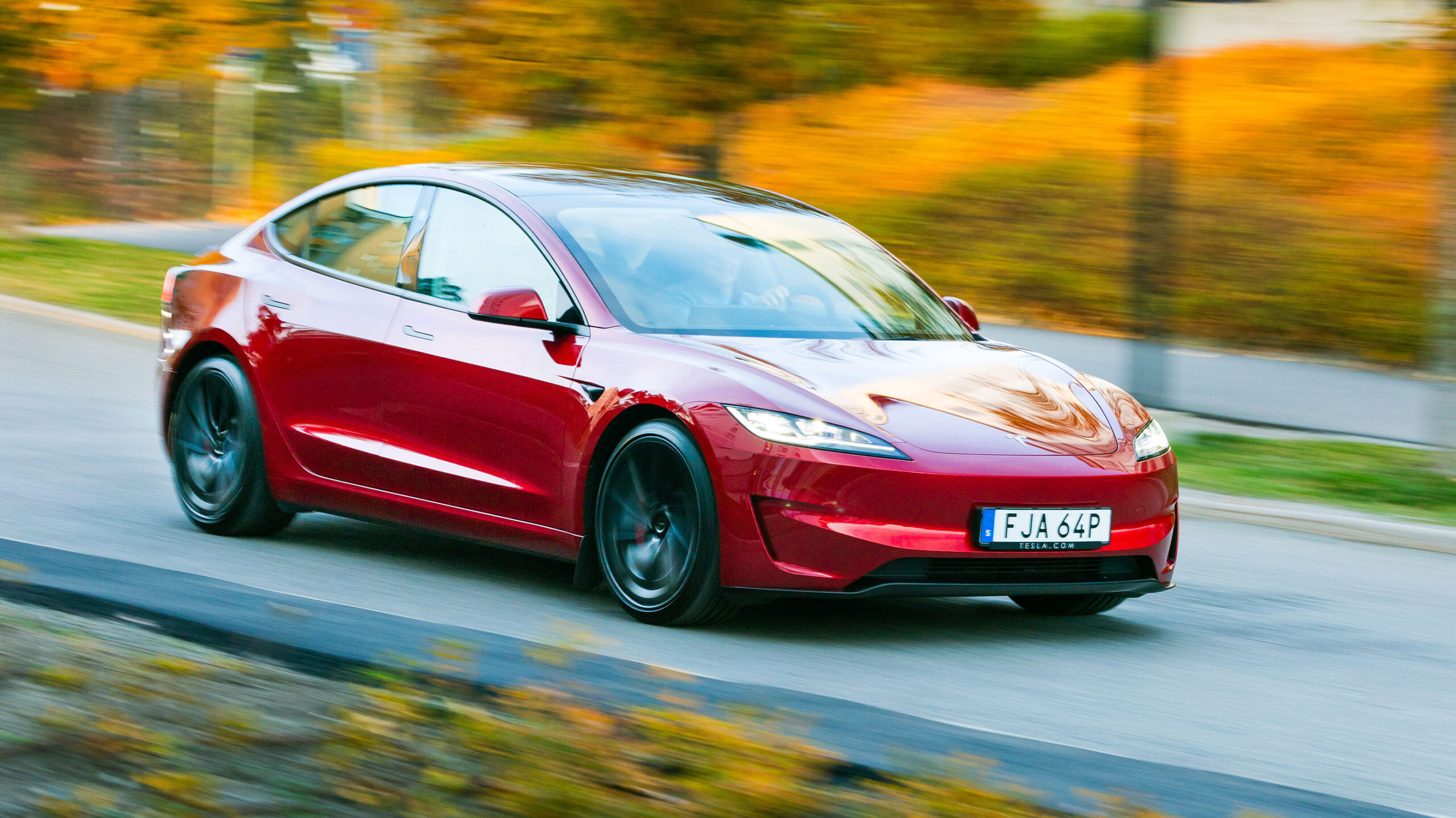Tesla Model 3 Performance